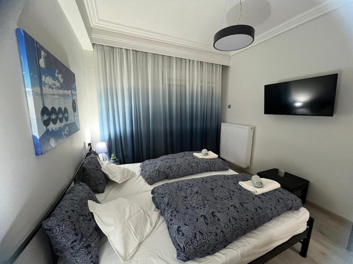 Serres City Center Modern Apartment Exterior foto